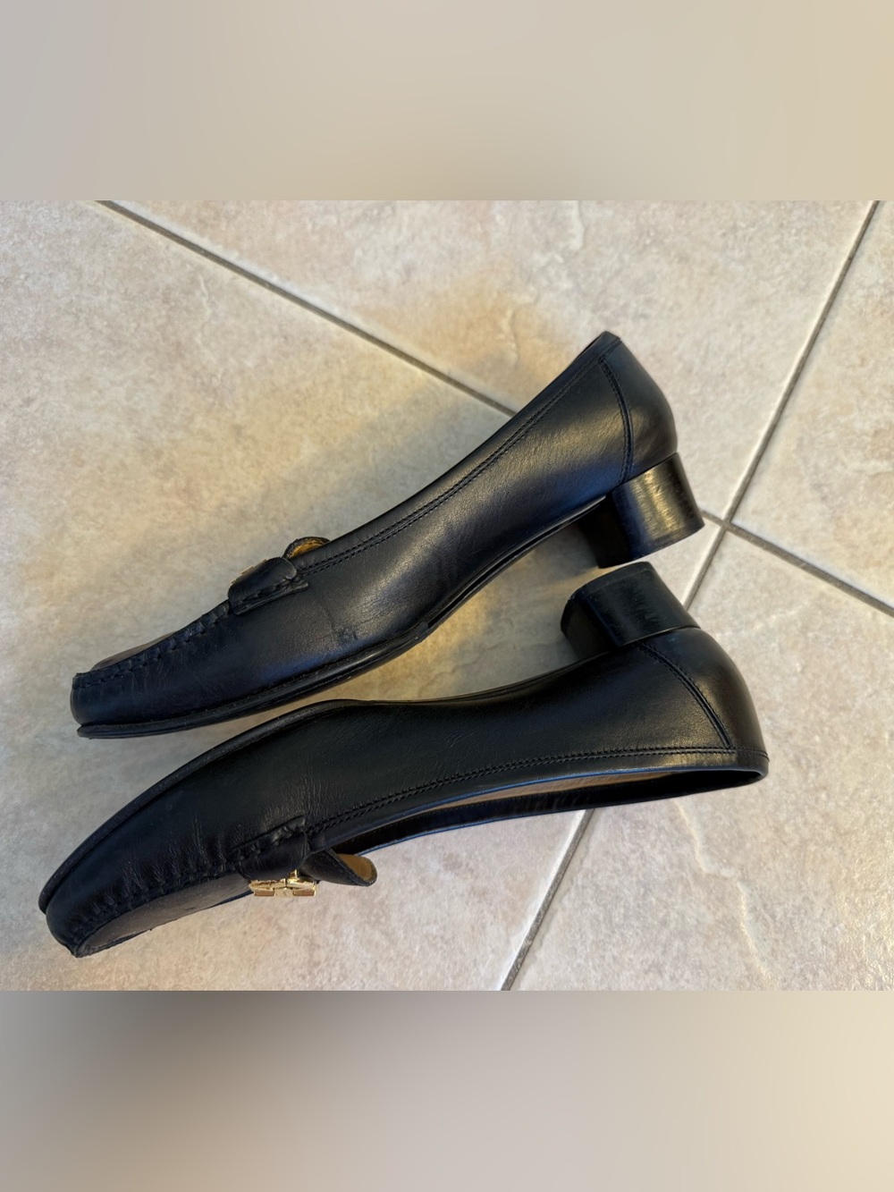 Salvatore Ferragamo Gancini Vintage Block Heel Loafers SG 1523 leather 8.5 - Picture 6 of 9